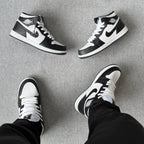 Tênis Nike Air Jordan High – Branco / Preto Premium