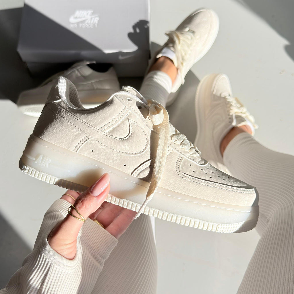 Nike Air Force – White Snake  Linha Luxo