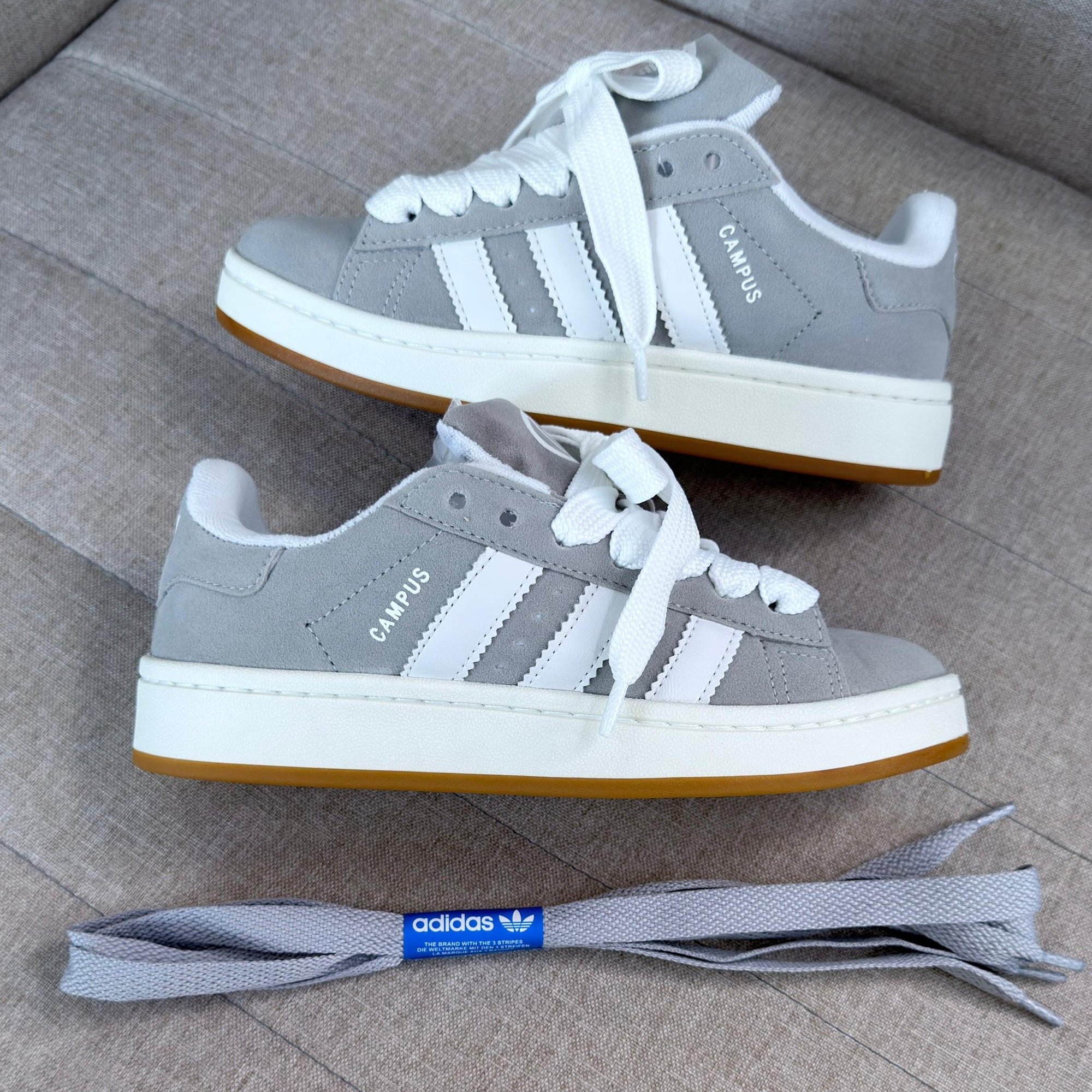 Adidas Campus – Cinza / Branco