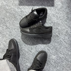 SB Dunk Low – All Black