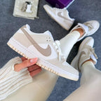 Nike SB Dunk – Cinza Glitter