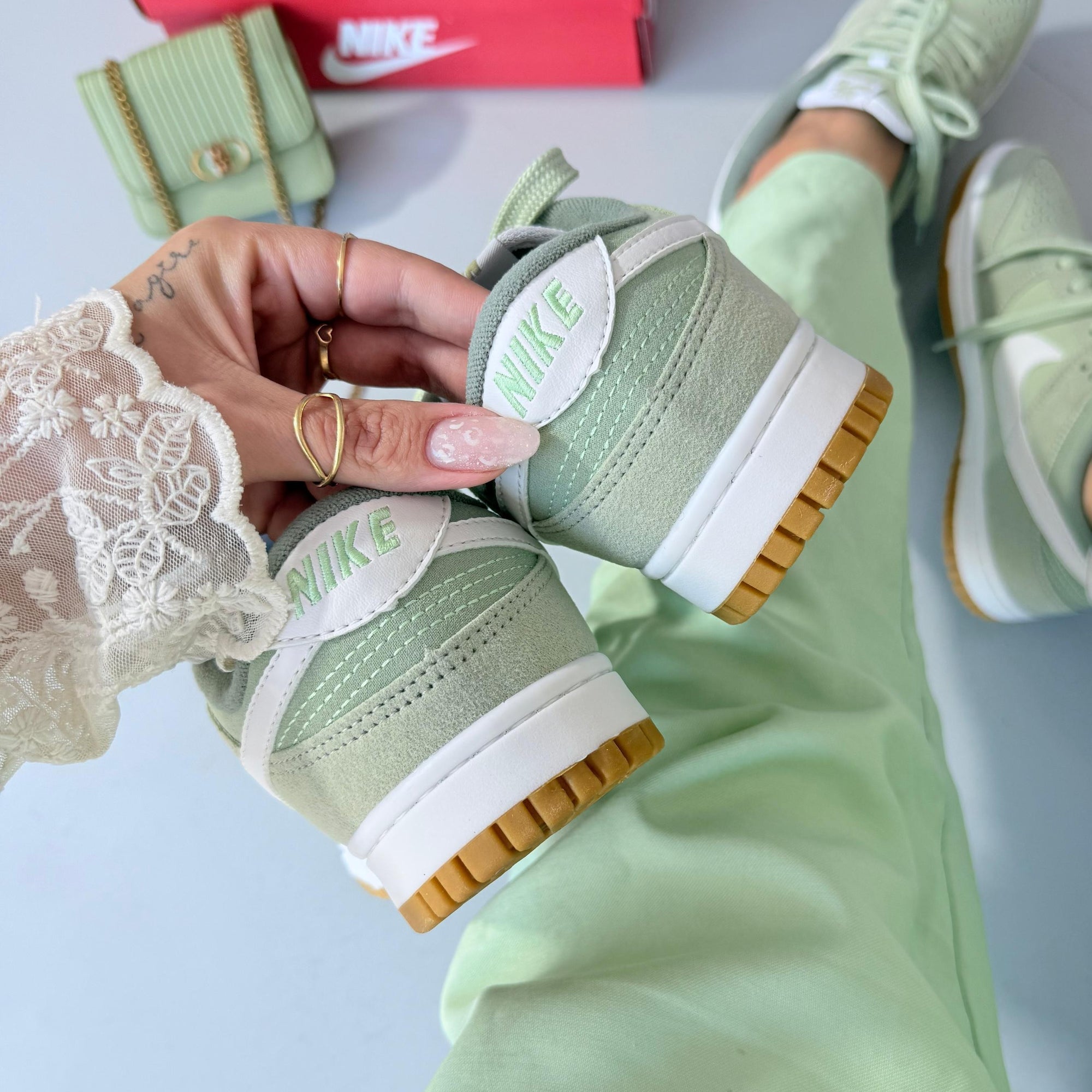 SB Dunk Low Couro – Menta Linha Luxo