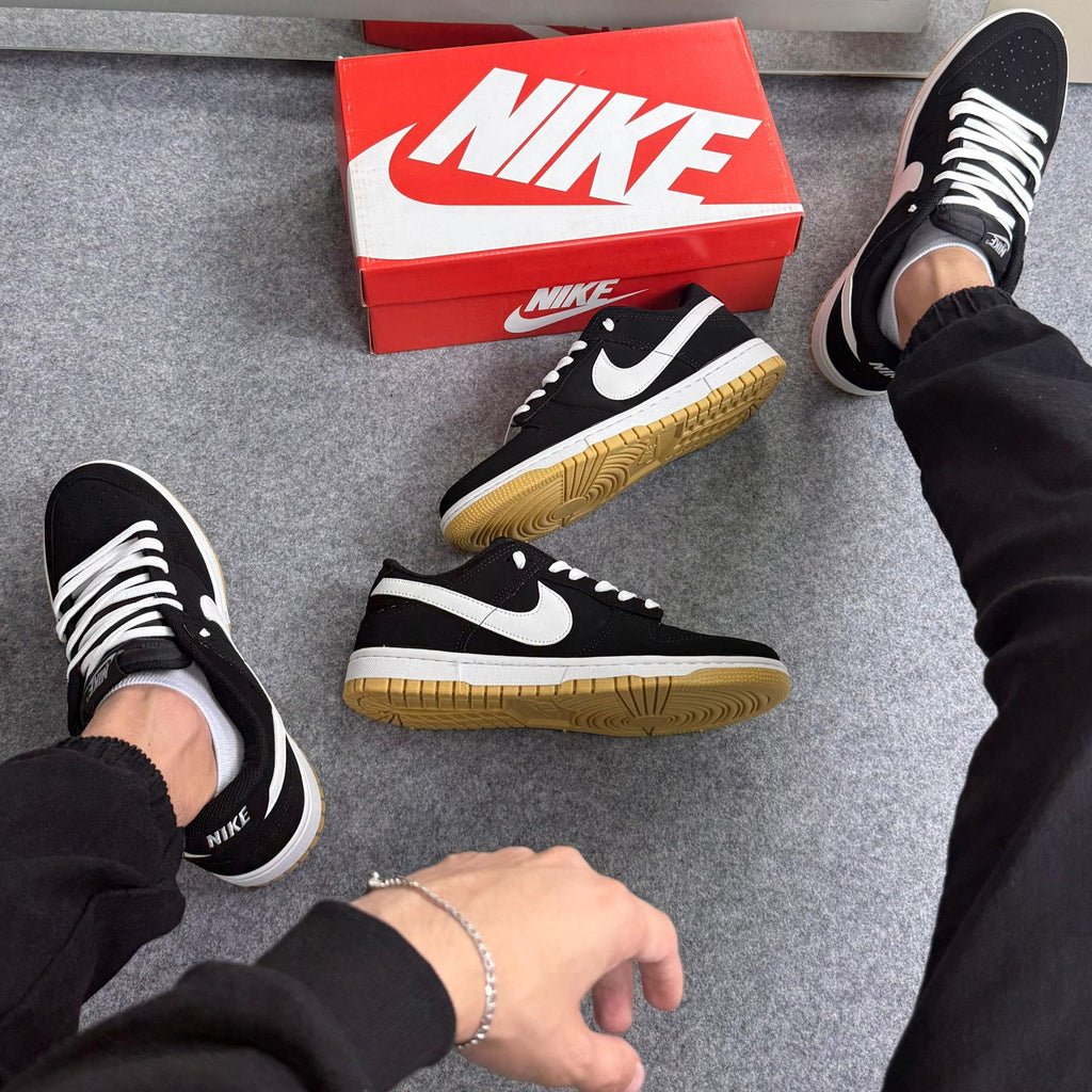 Nike Dunk – Preto Nobuck  Primeira Linha