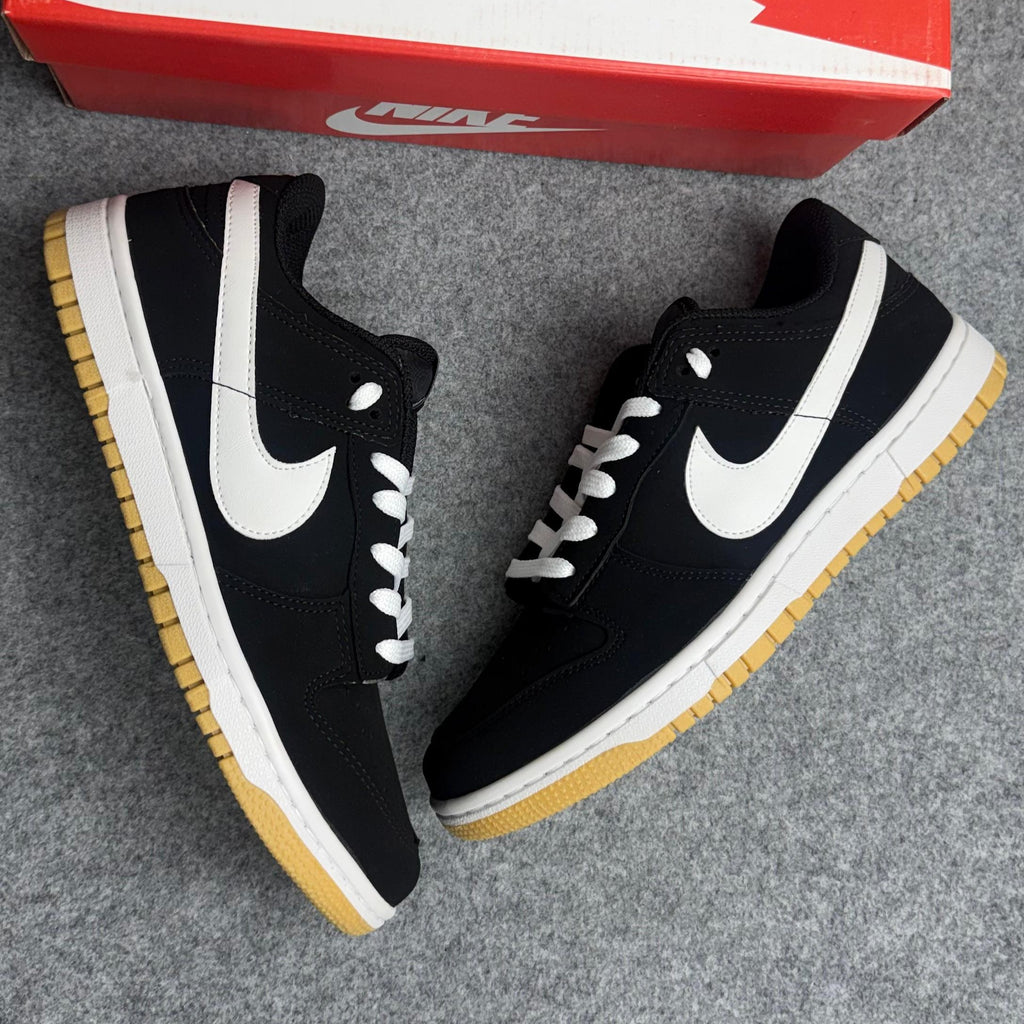 Nike Dunk – Preto Nobuck  Primeira Linha