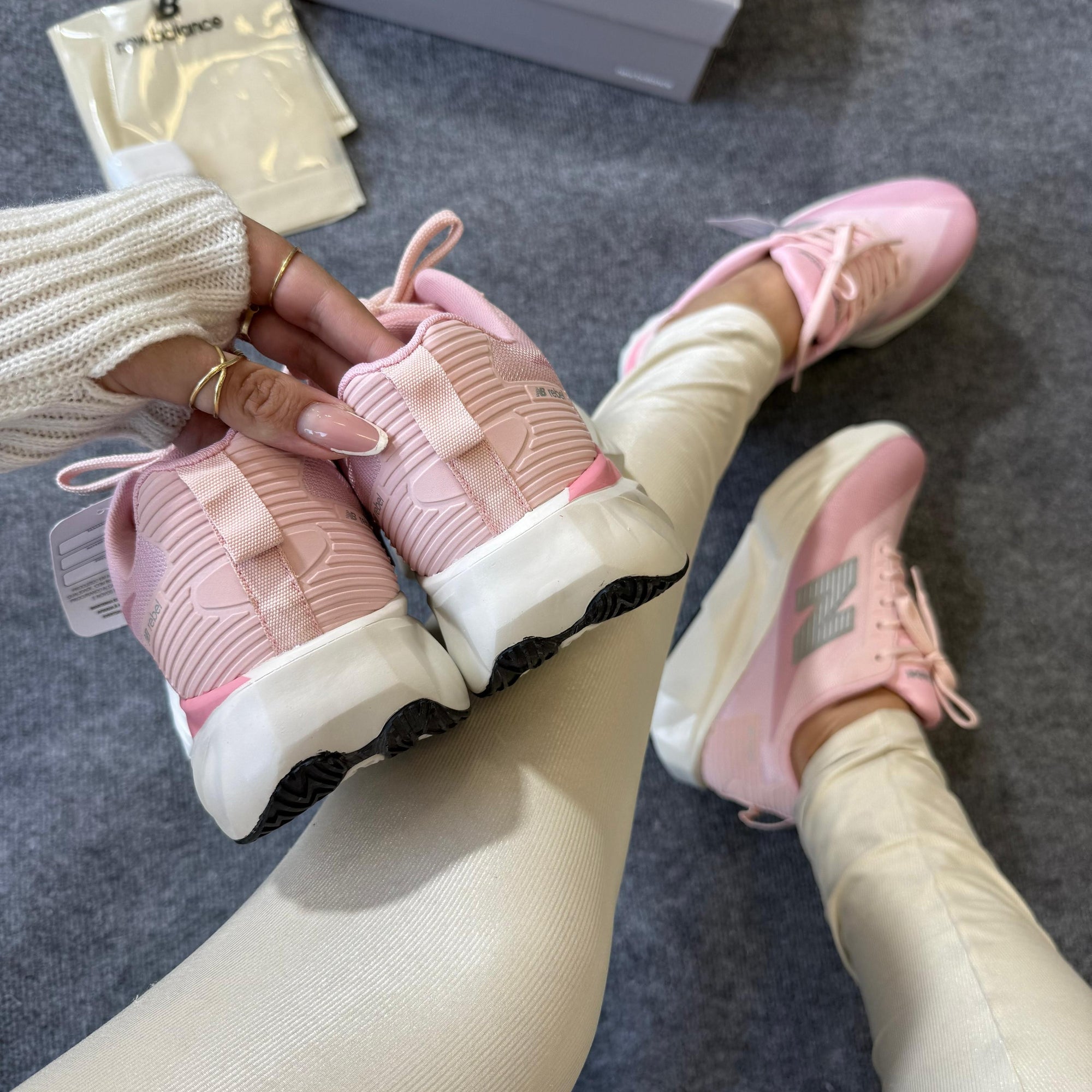 New Balance FuelCell Rebel – Rose