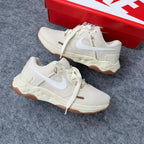 Nike Revolution II Off Branco