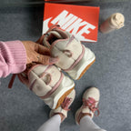 Tênis Nike Pegasus Trail – Off/Nude