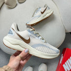 Tênis Nike Air Zoom Off White/Marrom