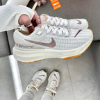Tênis Zoom X Invincible Run 3 – Bege/Nude