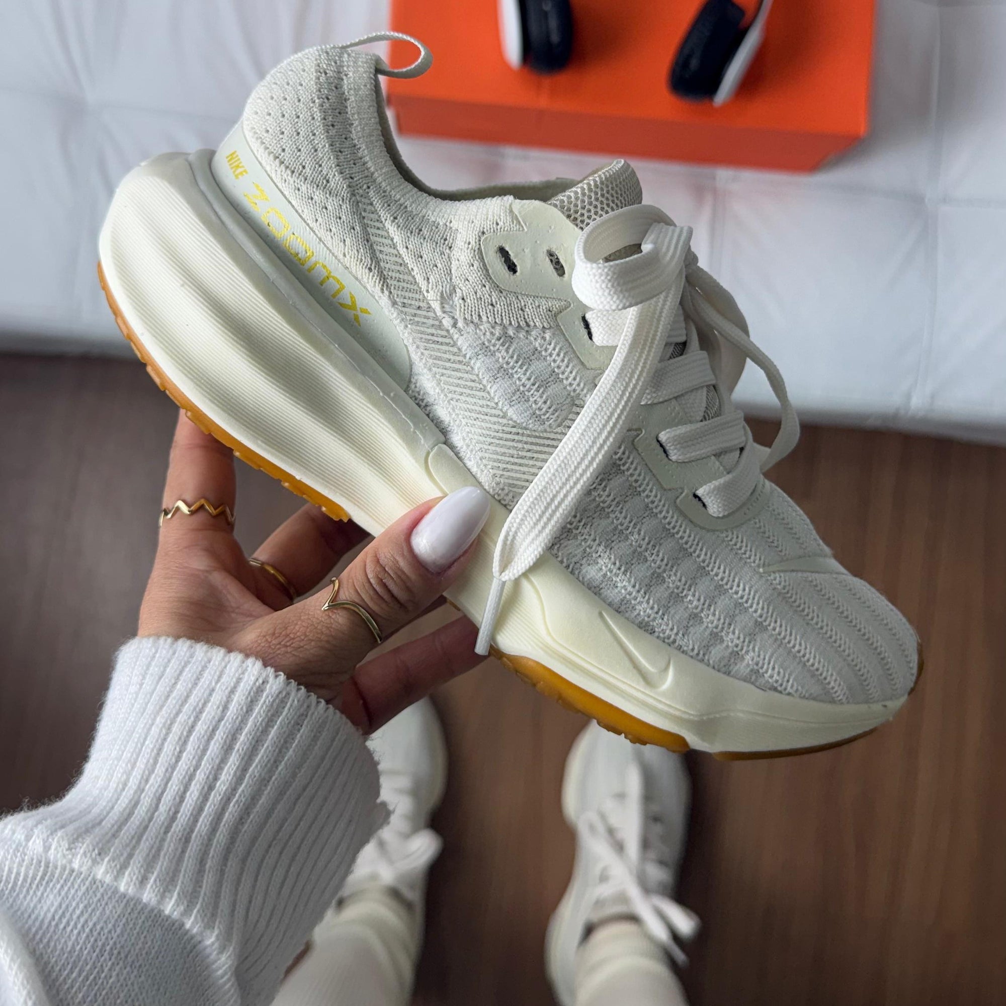 Tênis Zoom X Invincible Run 3 – Off