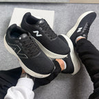 New Balance 1080 – Preto/Branco