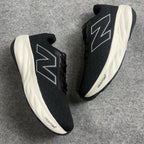 New Balance 1080 – Preto/Branco