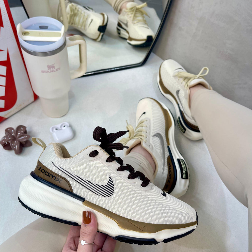 Tênis Zoom X Invincible Run 3 – Bege/Cacau