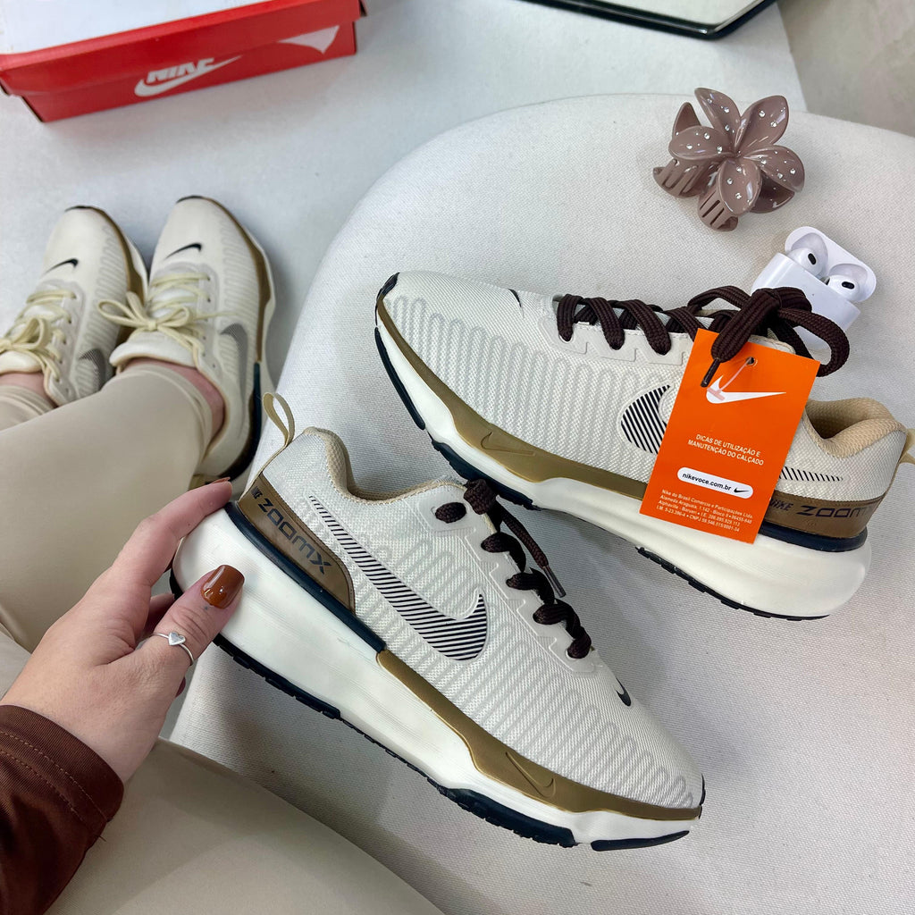 Tênis Zoom X Invincible Run 3 – Bege/Cacau