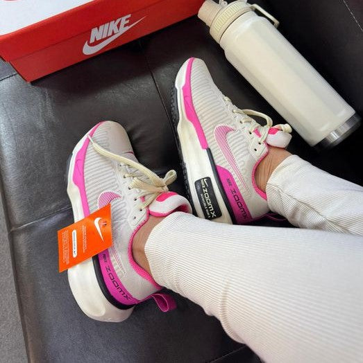 Tênis Zoom X Invincible Run 3 – Pitaya