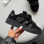 Campus 00s – All Black