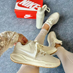 Nike Revolution Off Branco