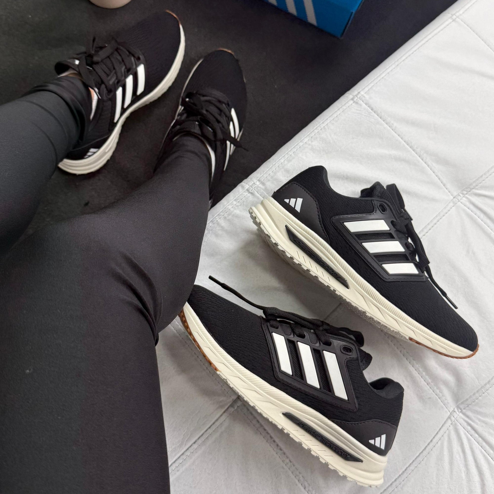 Adidas A-Boost Advanced Preto/Branco