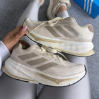Tênis Adidas Supernova Metálica/Aveia