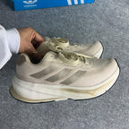 Tênis Adidas Supernova Metálica/Aveia