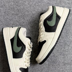 Tênis Nike Jordan Low Sail Sesame Black