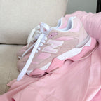 Tênis New Balance 9060 Couro Legítimo Chiclete