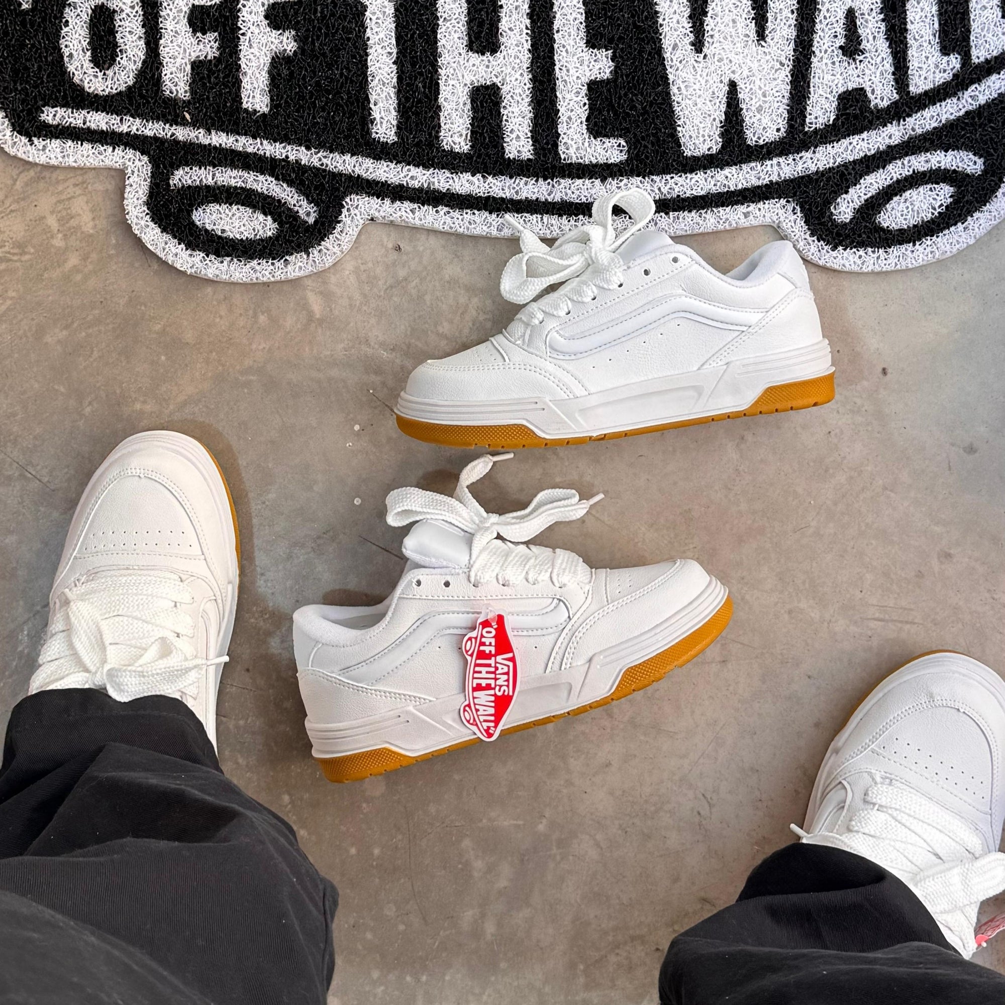 Tênis Vans Hylane Branco/Caramelo