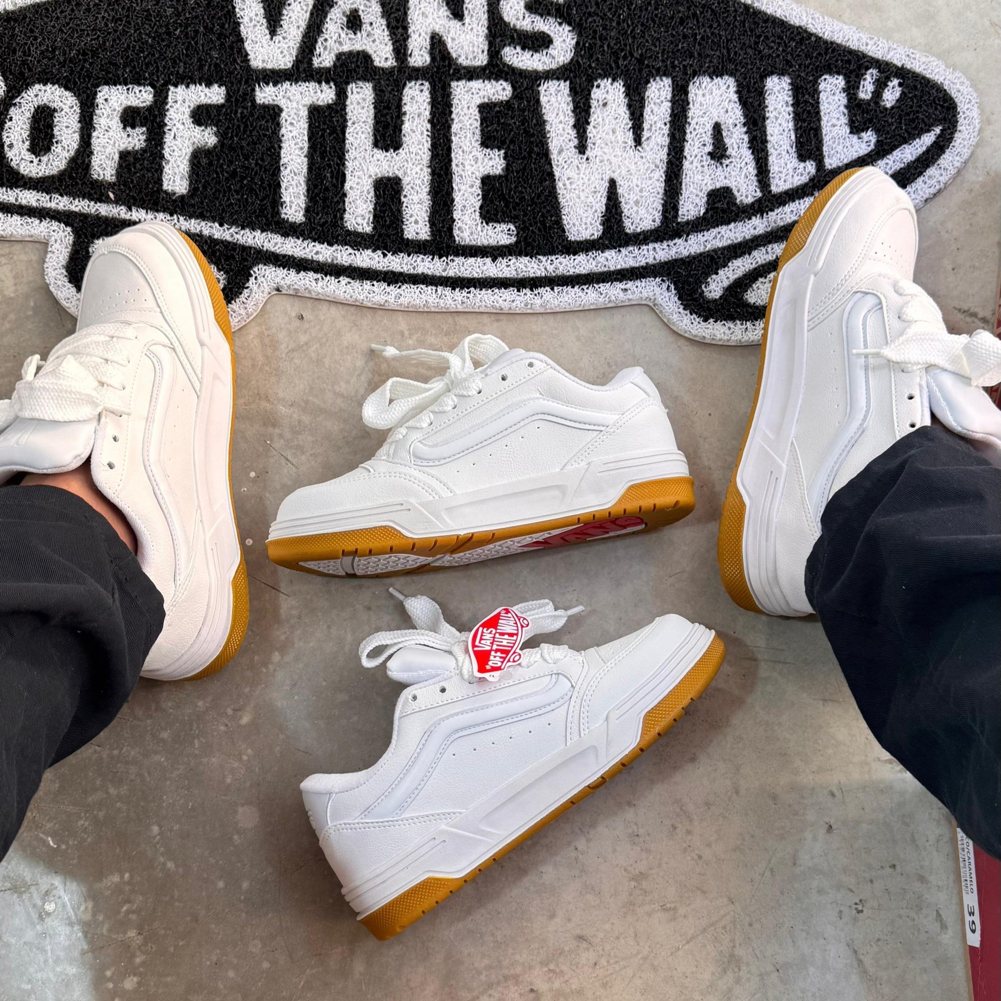 Tênis Vans Hylane Branco/Caramelo