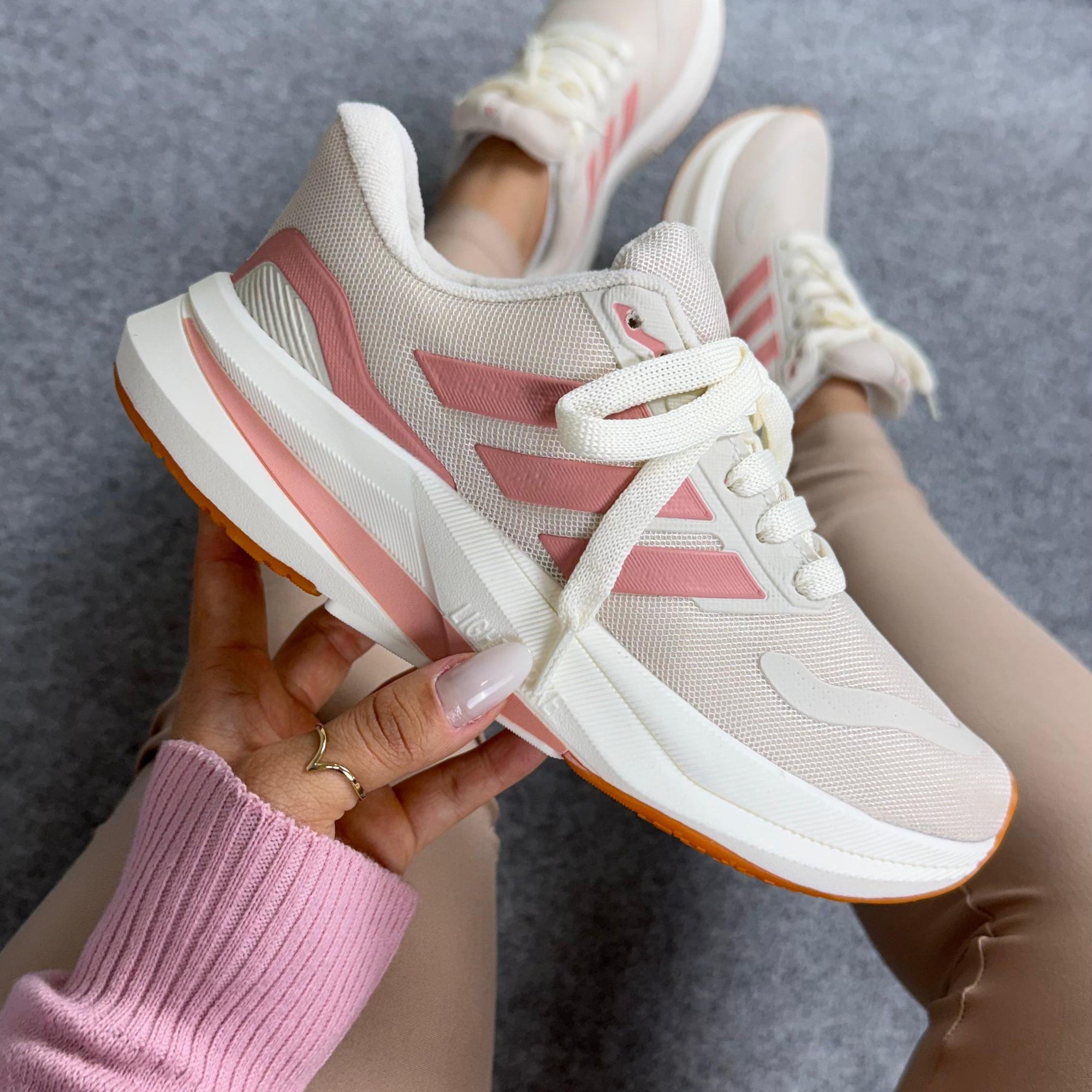 Adidas Supernova Off White Rosa
