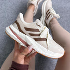 Tênis Adidas Supernova Off White Marrom