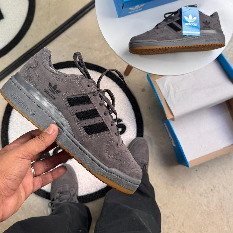 TÊNIS ADIDAS FÓRUM – CHUMBO