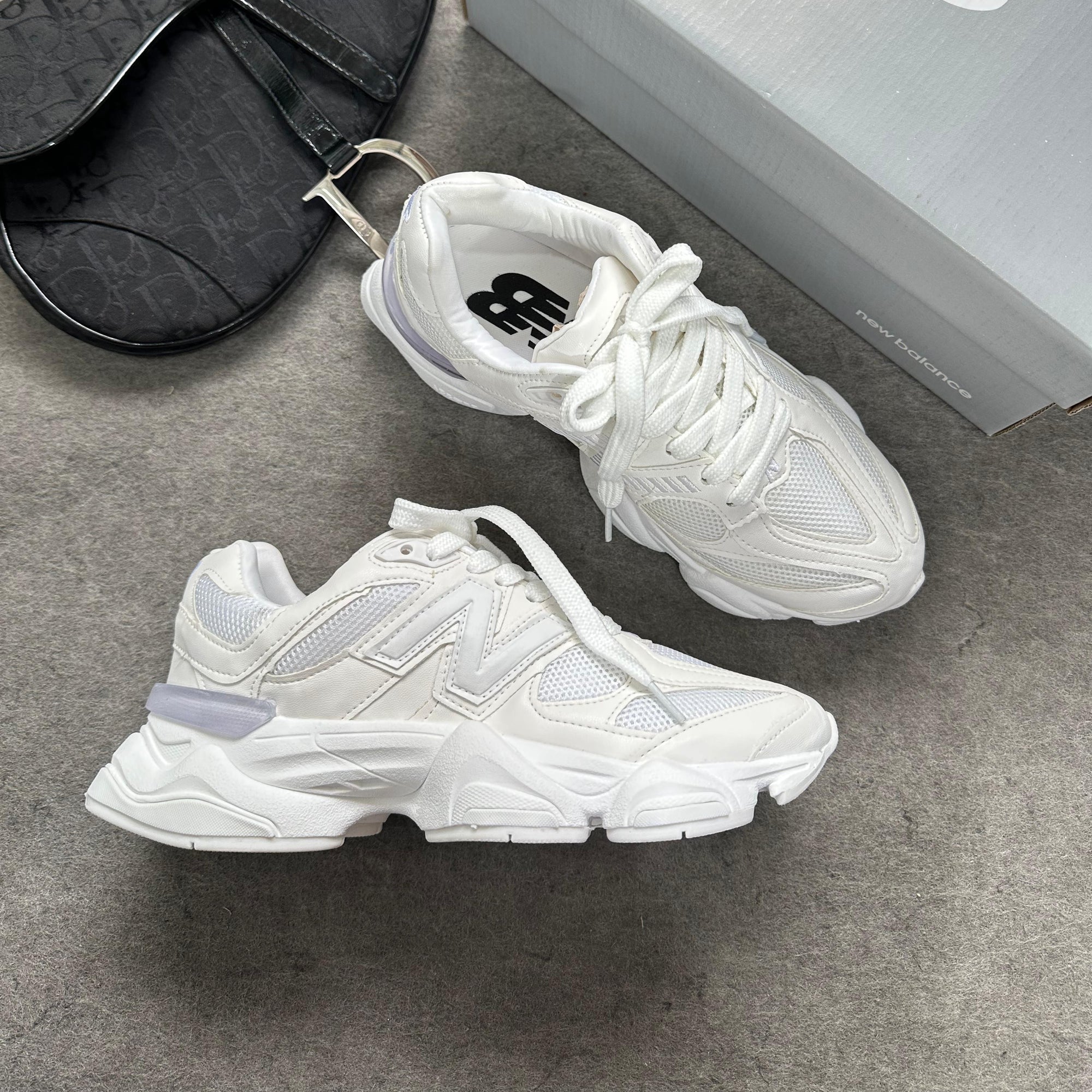 New Balance 9060 Branquinho