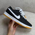 Tênis Nike Dunk Low SB