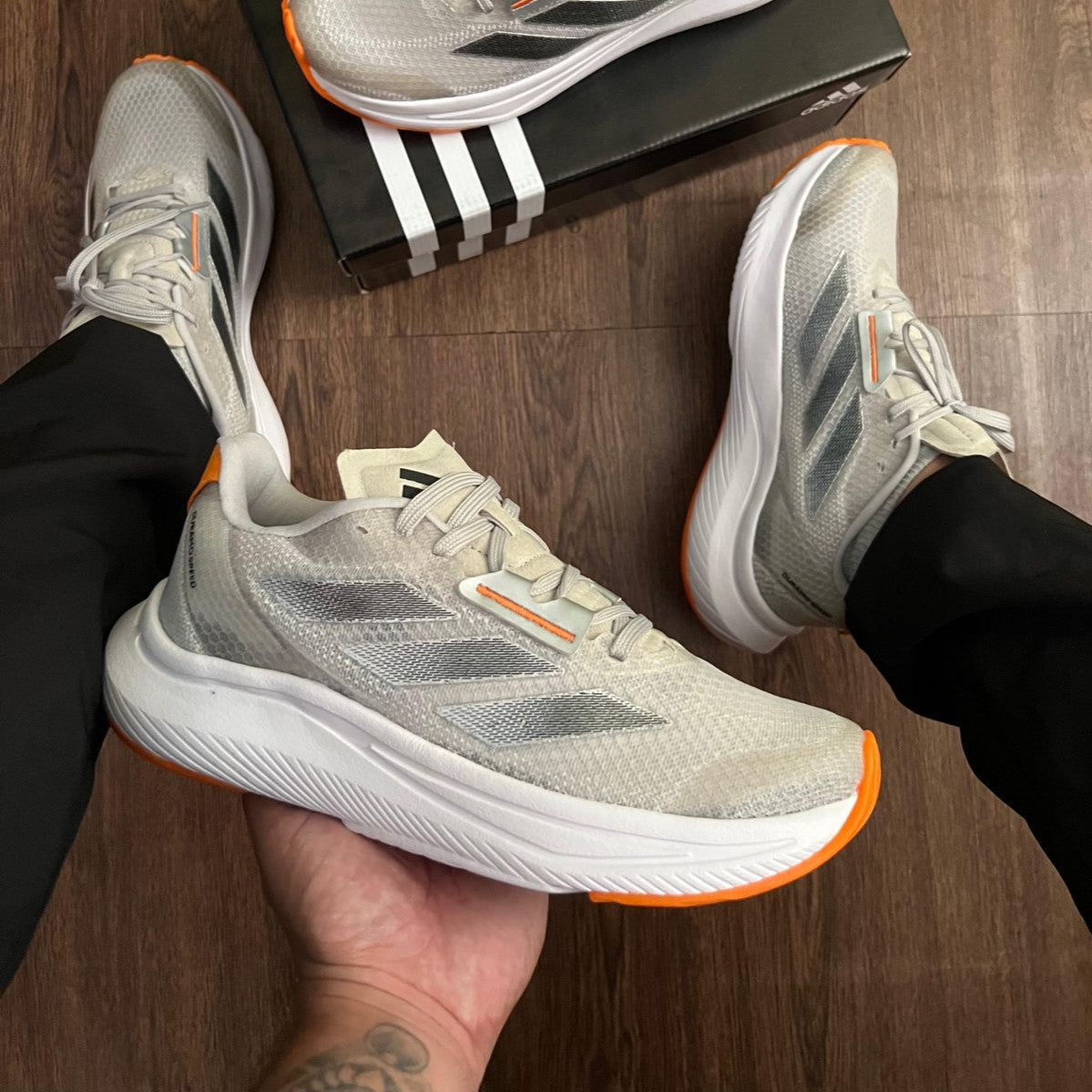 Tênis Adidas Duramo SL 2 – Cinza/Laranja