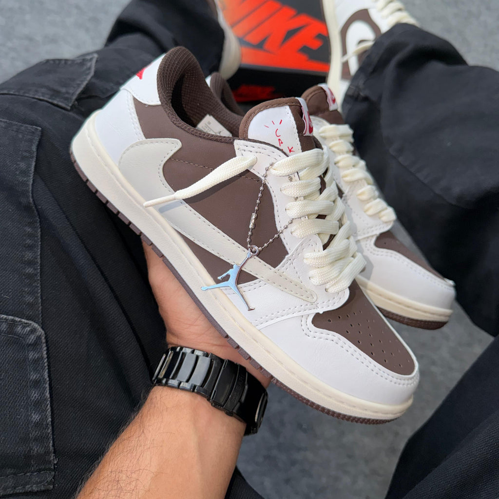 Tênis Travis Scott Cactus Jack Bege/Branco