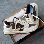 Tênis Travis Scott Cactus Jack Bege/Branco
