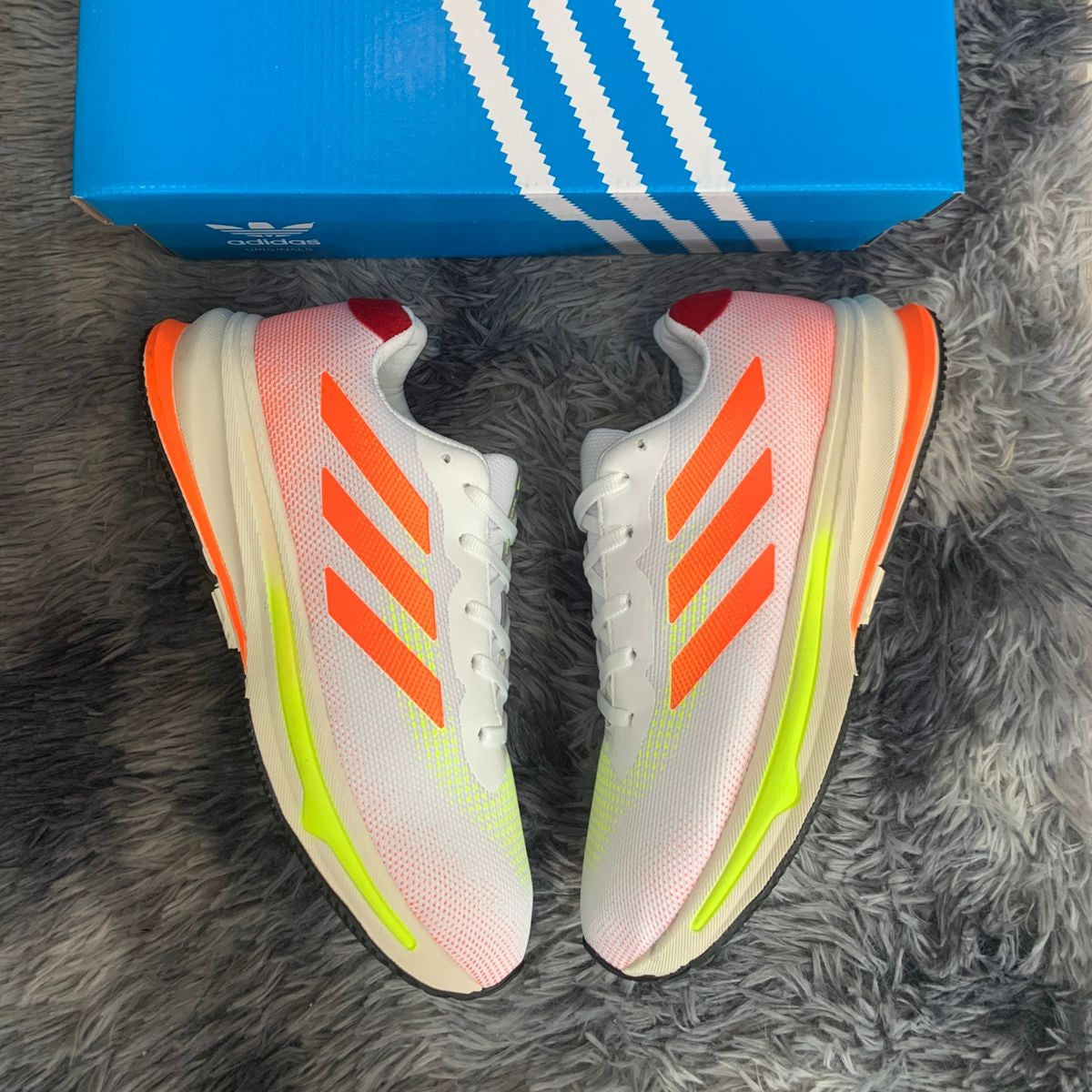 Tênis Adidas Supernova Branco/Laranja
