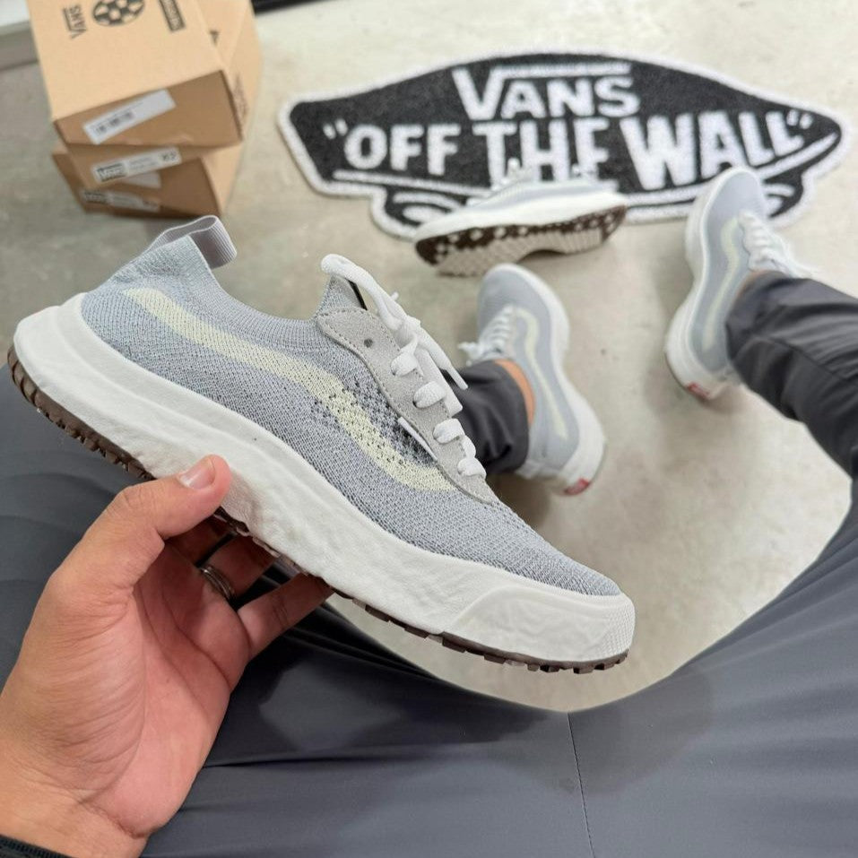 Tênis Vans VR3 Cinza Claro