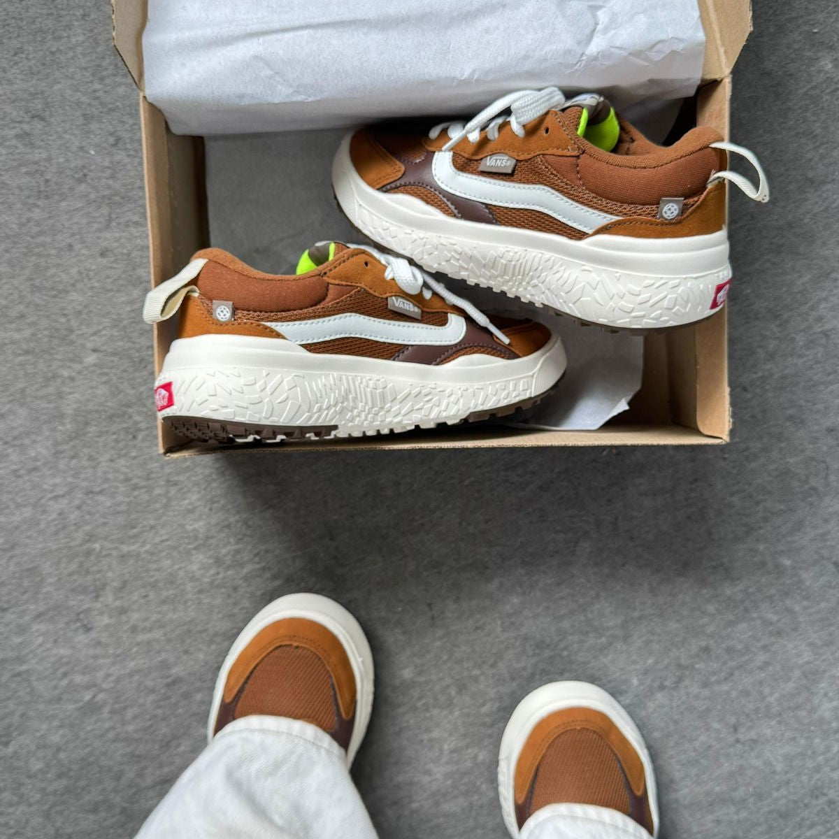 Tênis Vans Ultrarange Neo Caramelo