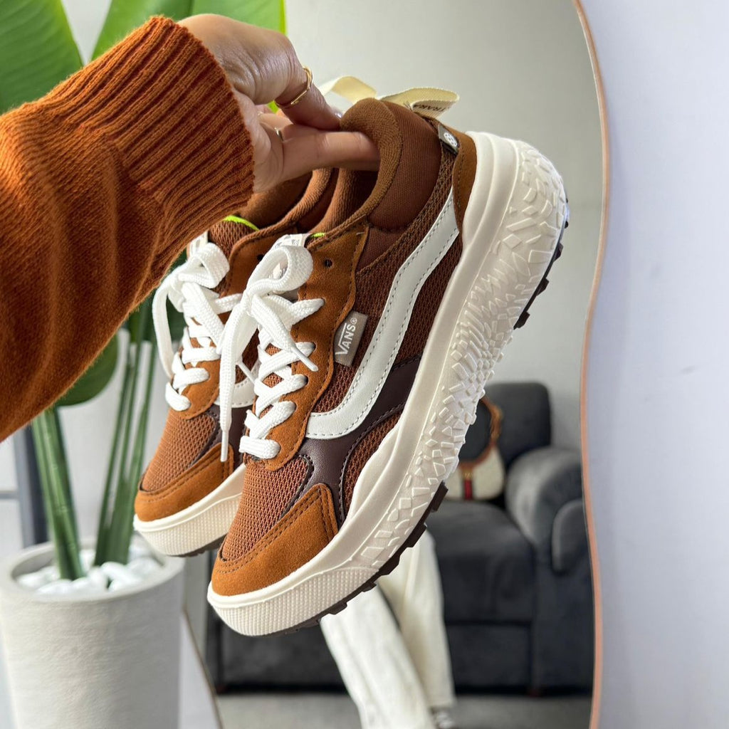 Tênis Vans Ultrarange Neo Caramelo