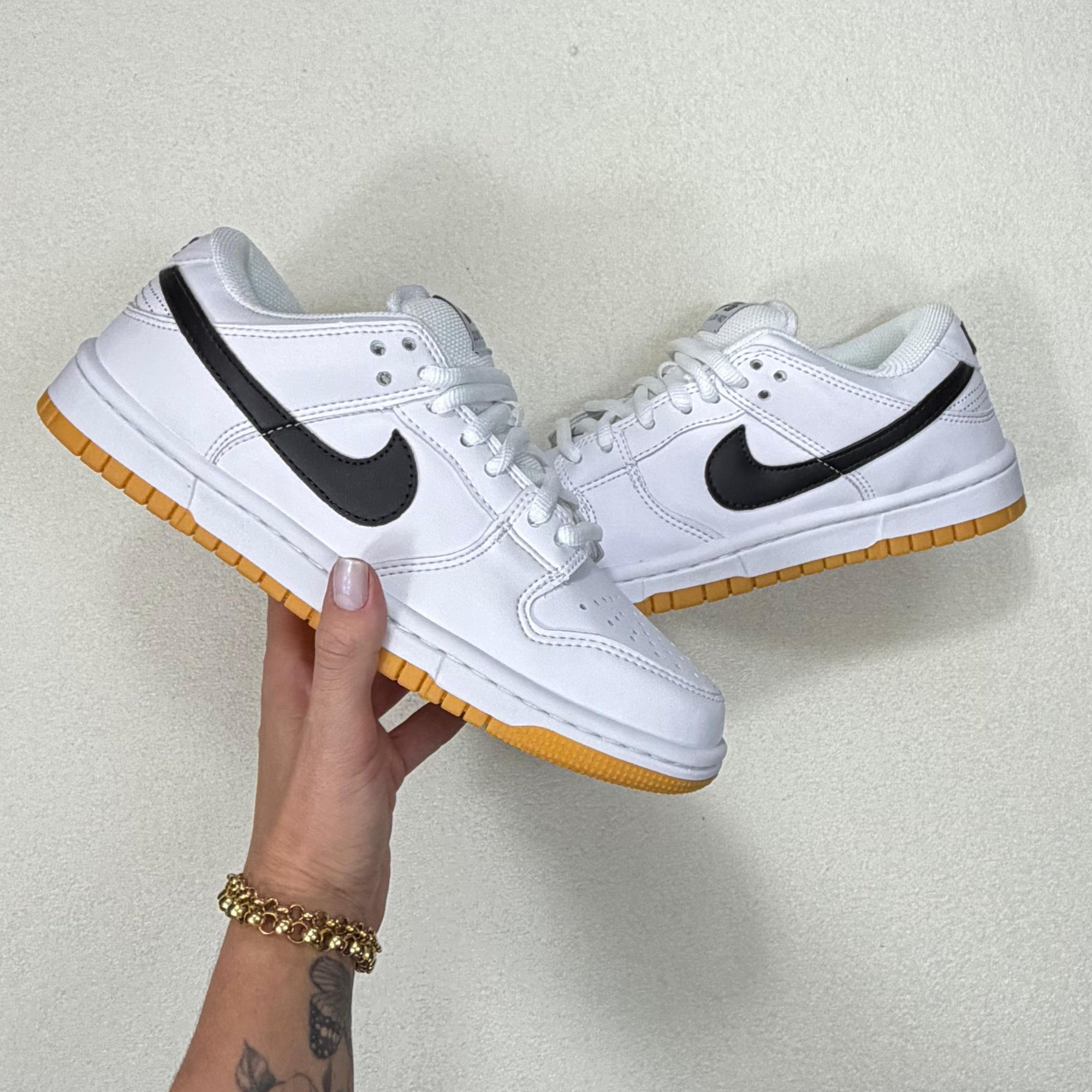 SB Dunk Low Prime – Branco 🤍👟 Unissex