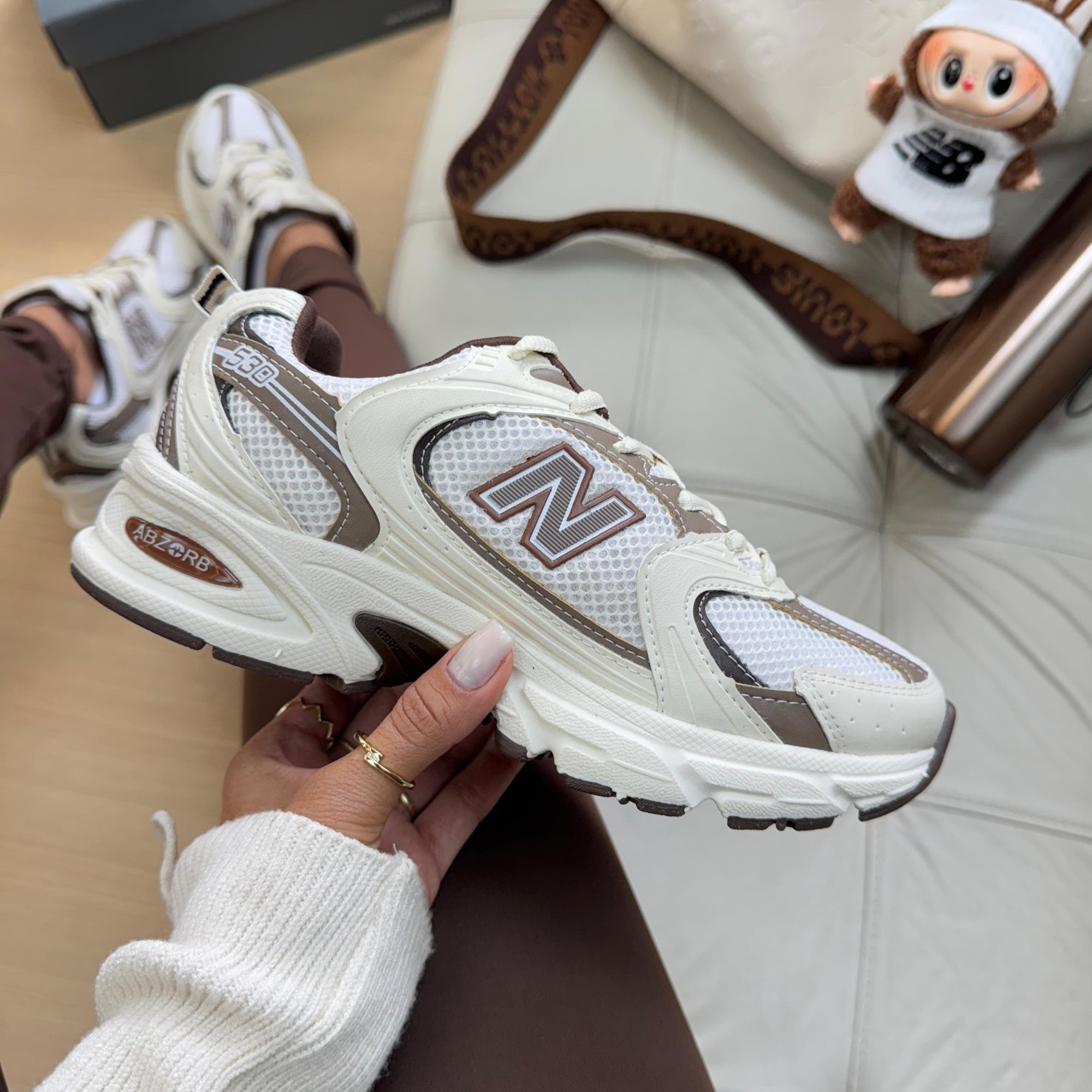 Tênis New Balance 530 Prime – Off/Café