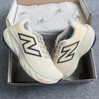 Tênis New Balance 1080 – Off Bege
