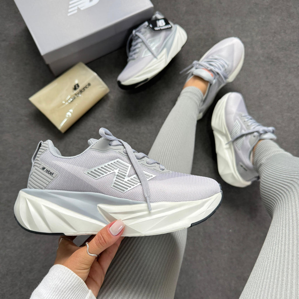 Tênis New Balance FuelCell Rebel Prime – Cinza