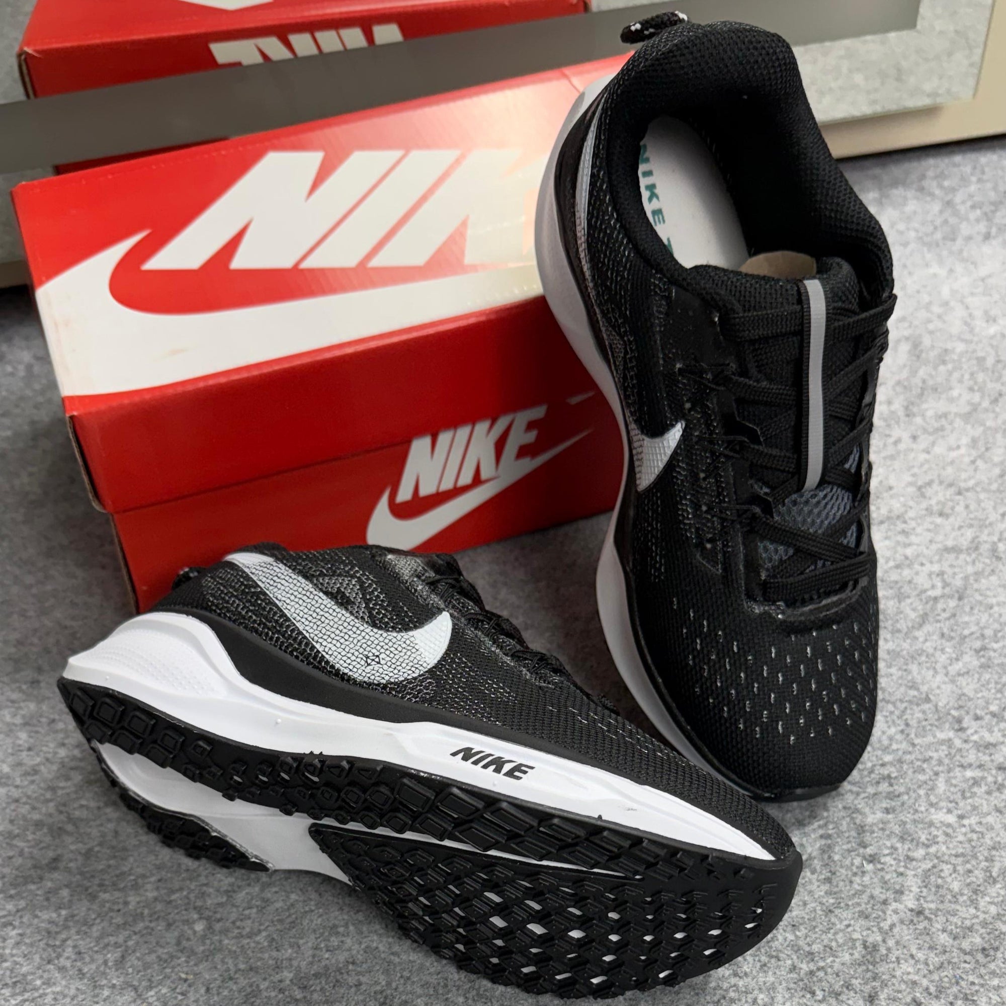Tênis Nike Pegasus Trail Preto/Branco