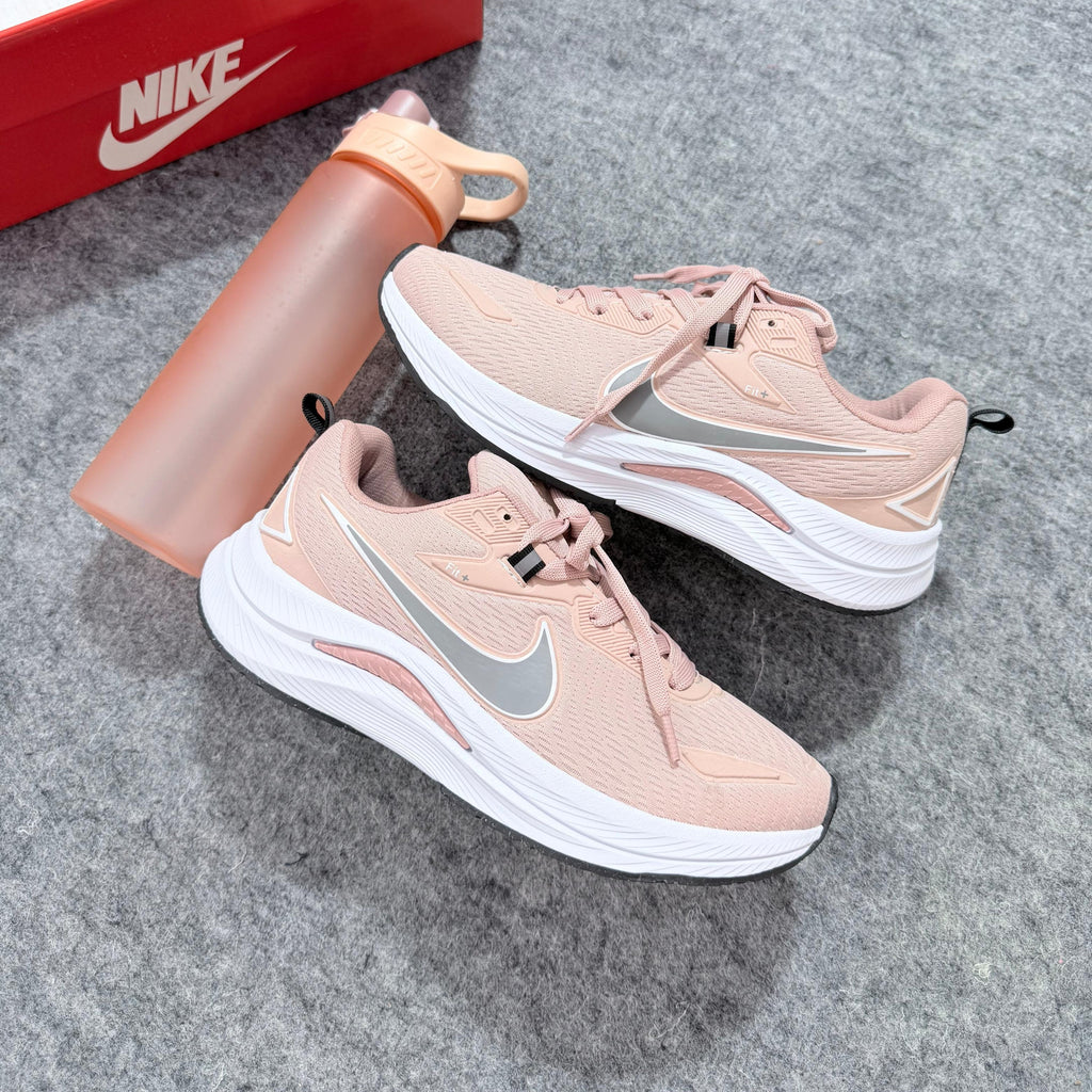 Tênis Nike Running EST 1972 – Nude/Branco