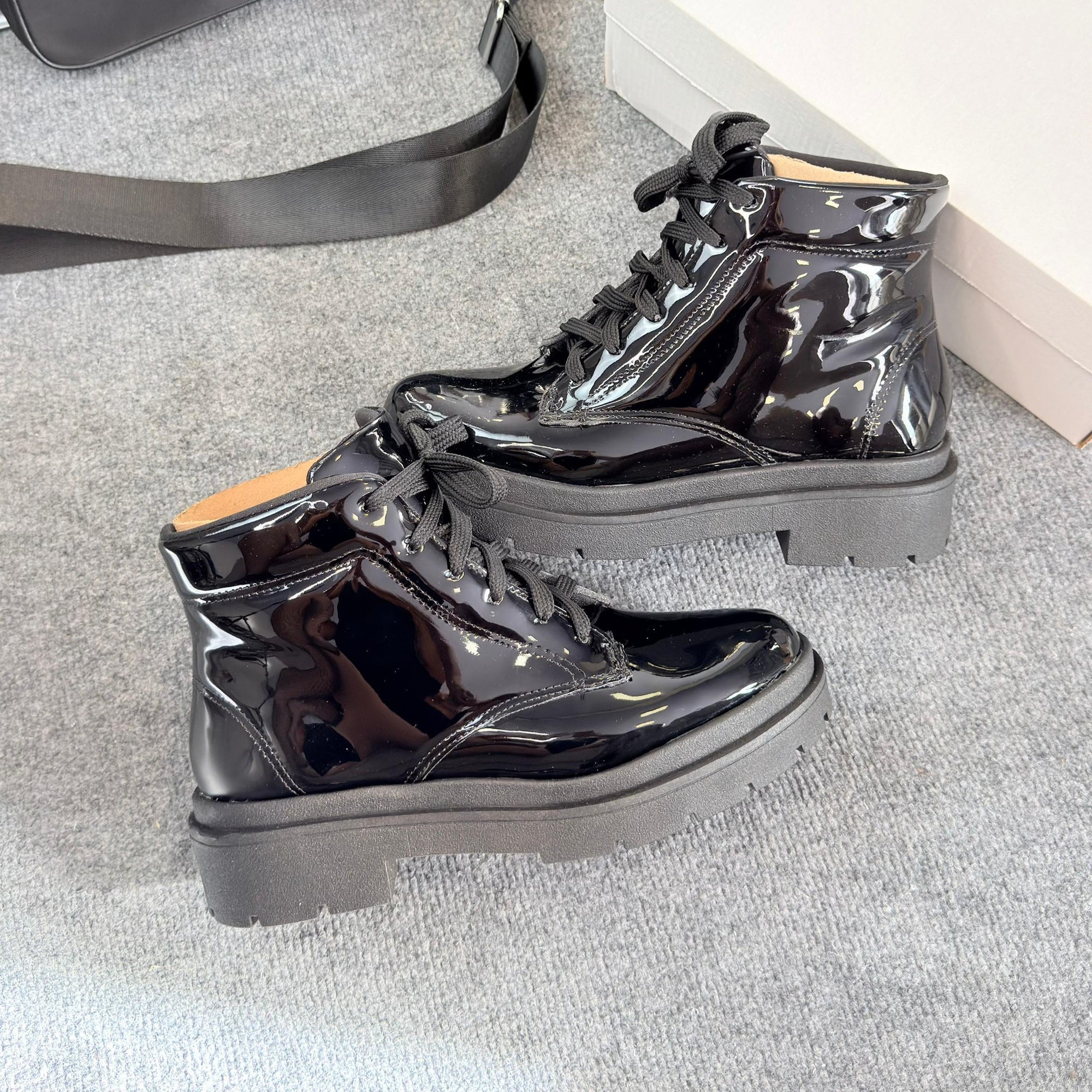 Bota Vinil Flatform – Preto