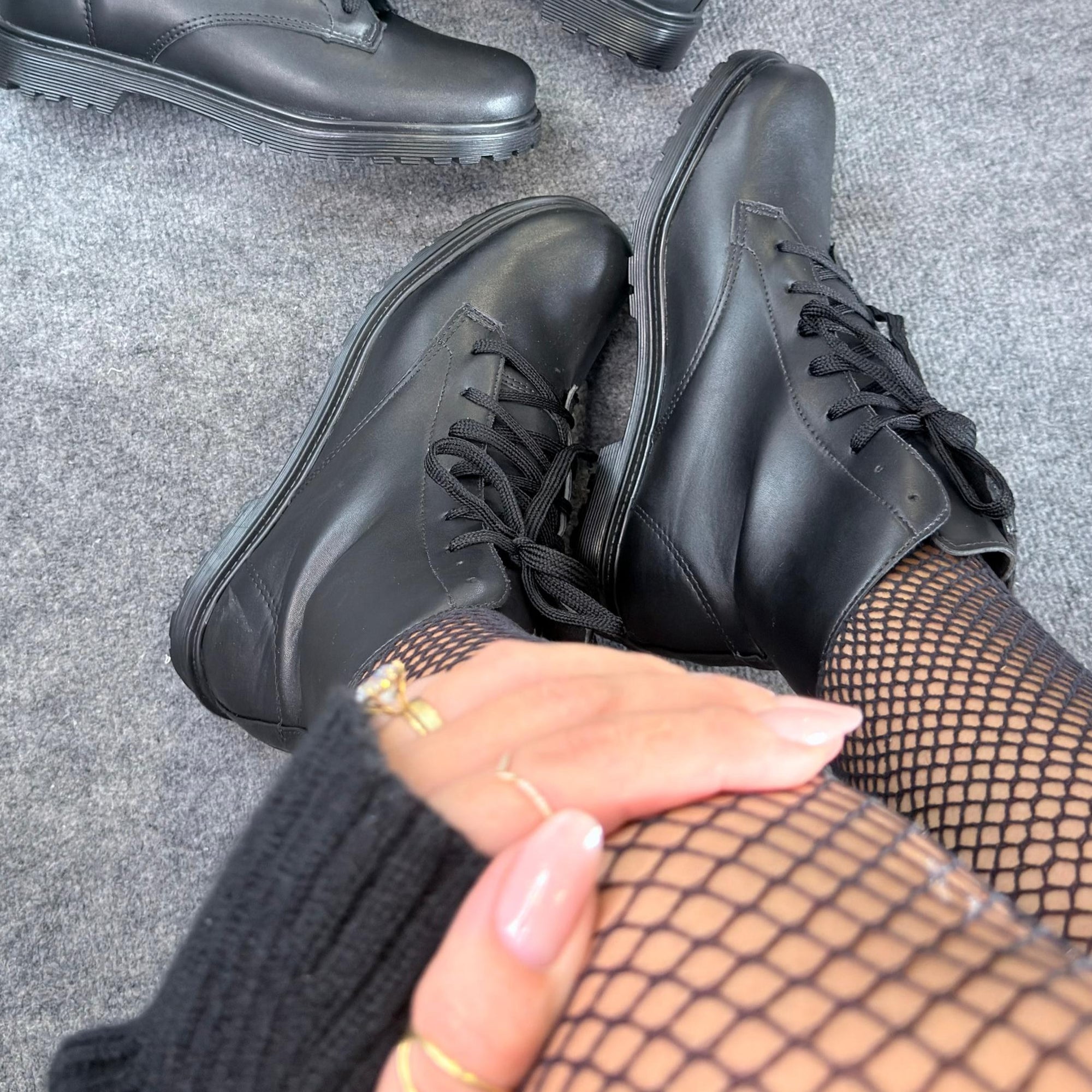 Bota Cano Baixo – Preto