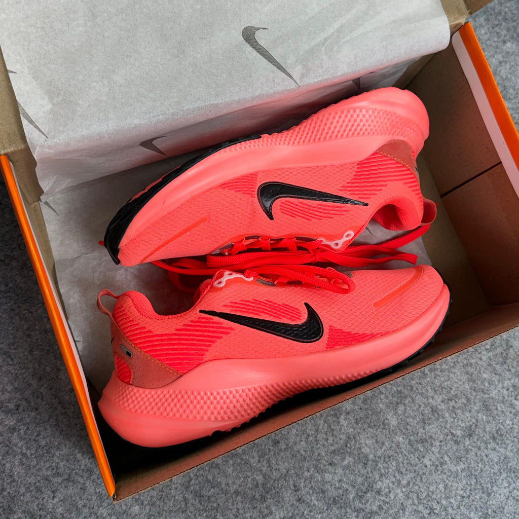 Tênis Nike Vomero 18 Prime – Salmão