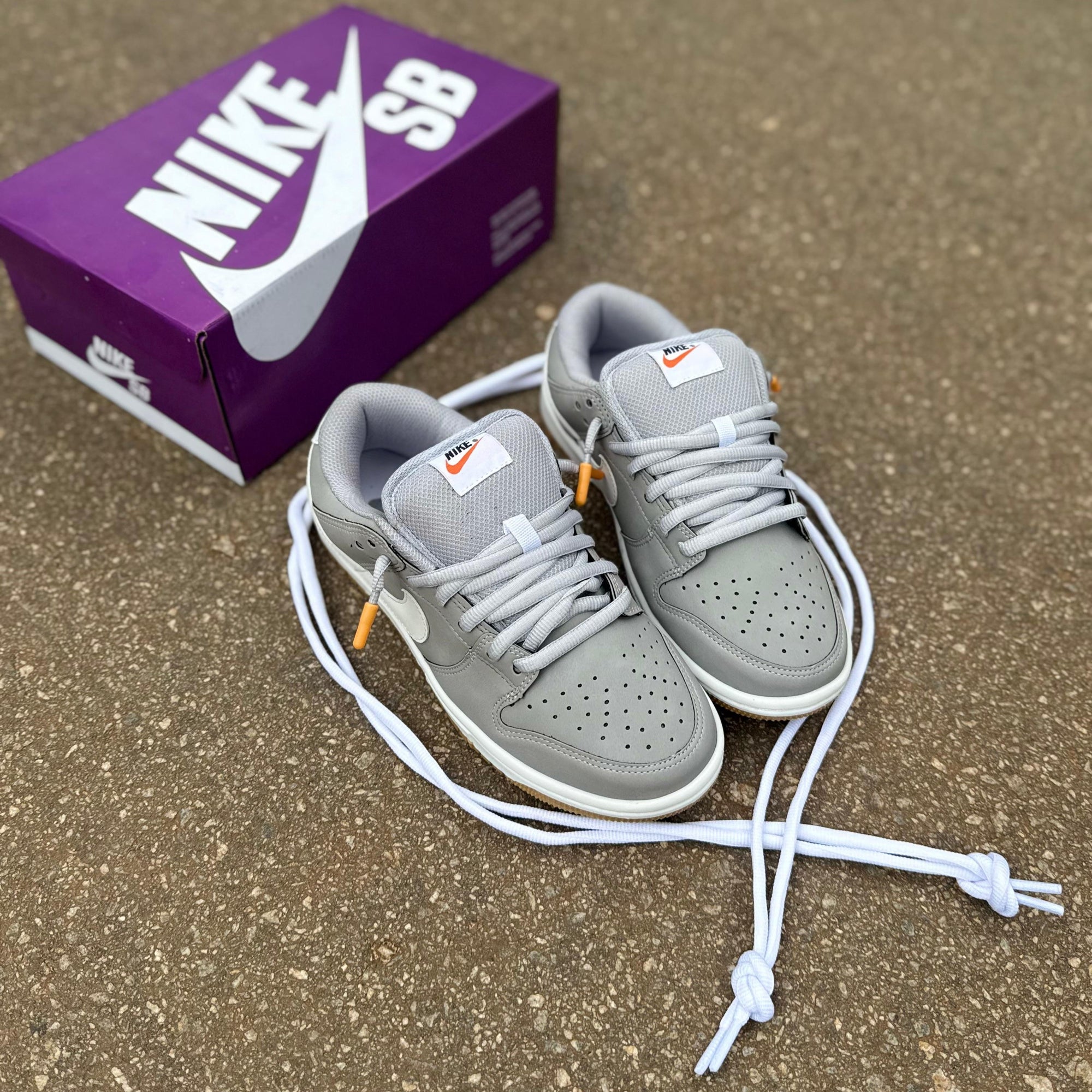 Tênis SB Dunk Grey Gum 🩶🤍🟤 – Linha Prime